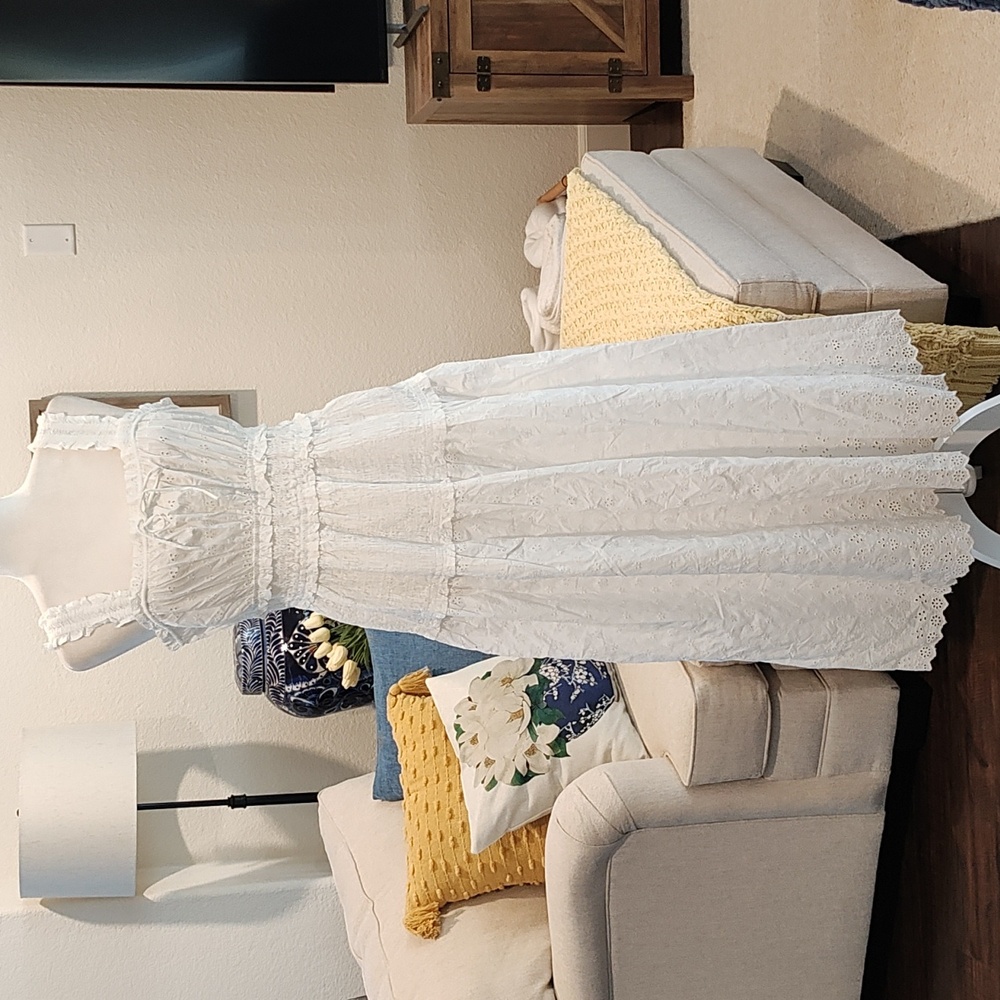 Doen GAP White Eyelet Cotton Maxi Dress - Picture 8 of 16